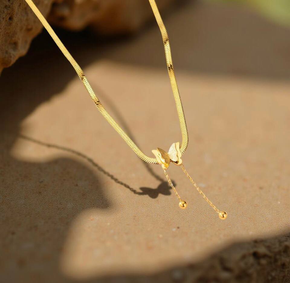Butterfly Necklace – Gold Pendant | AURIA