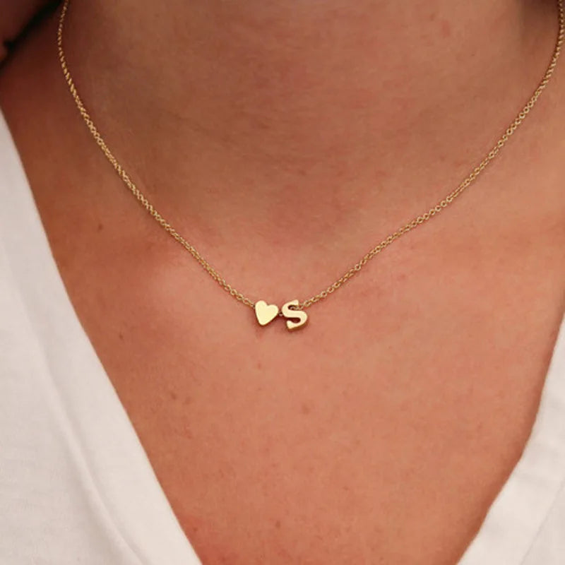 Initial Necklace – Heart Pendant | AURIA