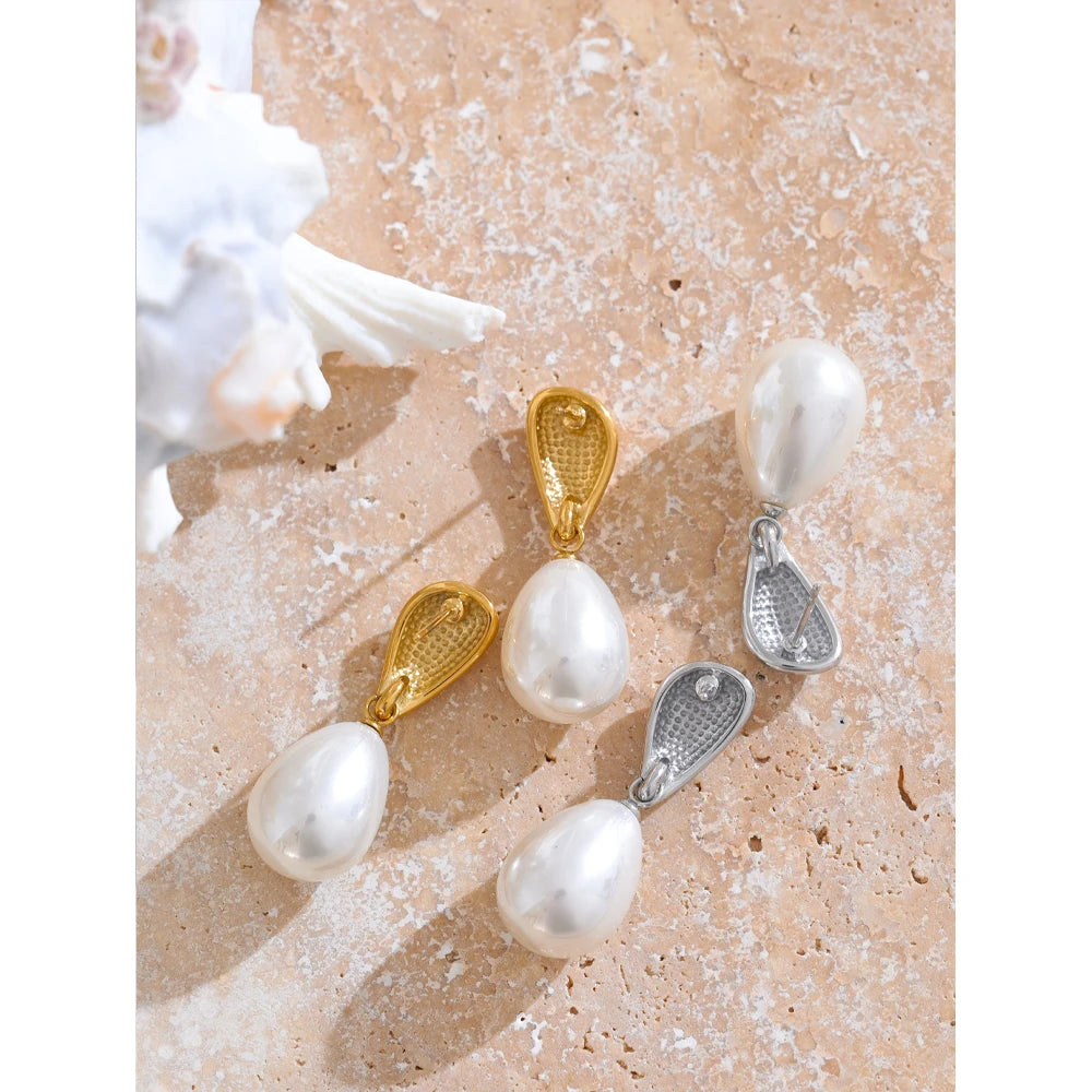 Pearl Drop Earrings | AURIA