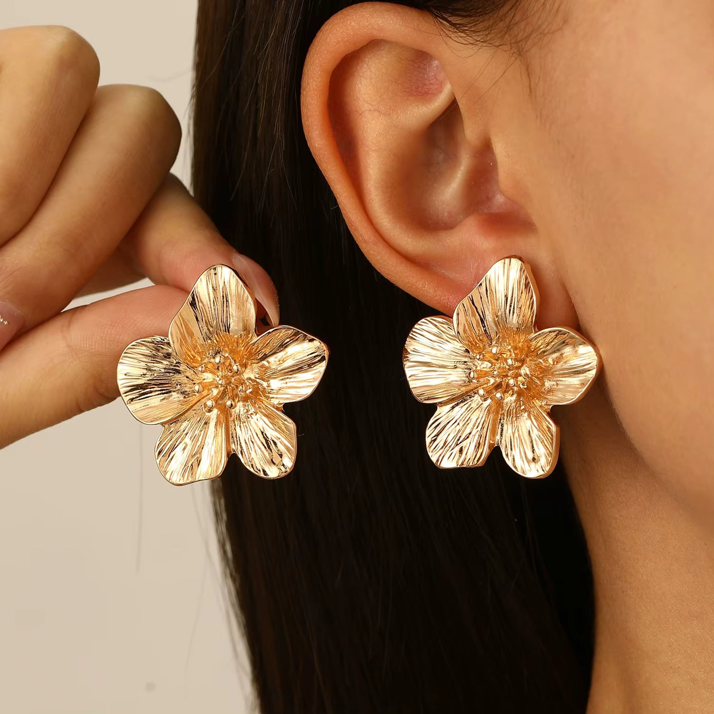 Flower Earrings |  AURIA