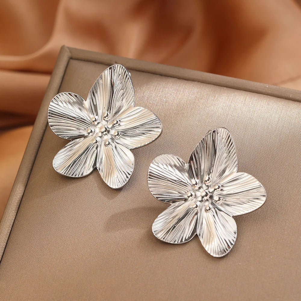 Flower Earrings |  AURIA