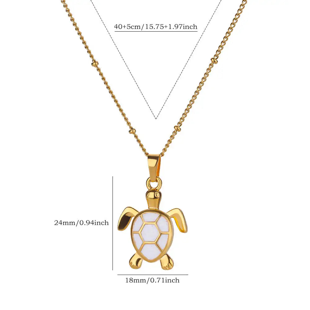 Turtle Necklace – Gold Pendant | AURIA