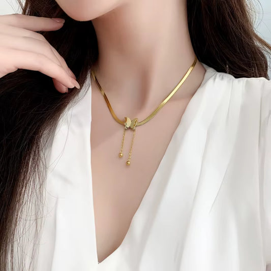 Butterfly Necklace – Gold Pendant | AURIA