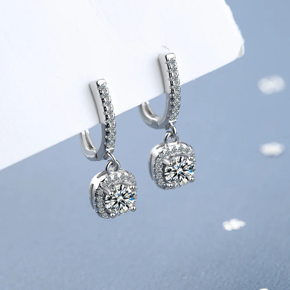 Huggie Earrings – Moissanite | AURIA