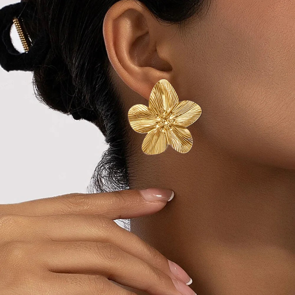 Flower Earrings |  AURIA