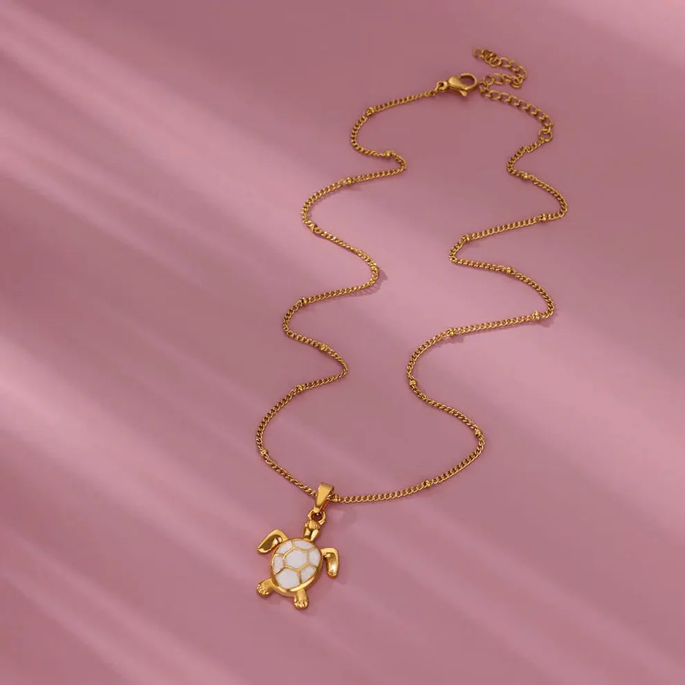 Turtle Necklace – Gold Pendant | AURIA