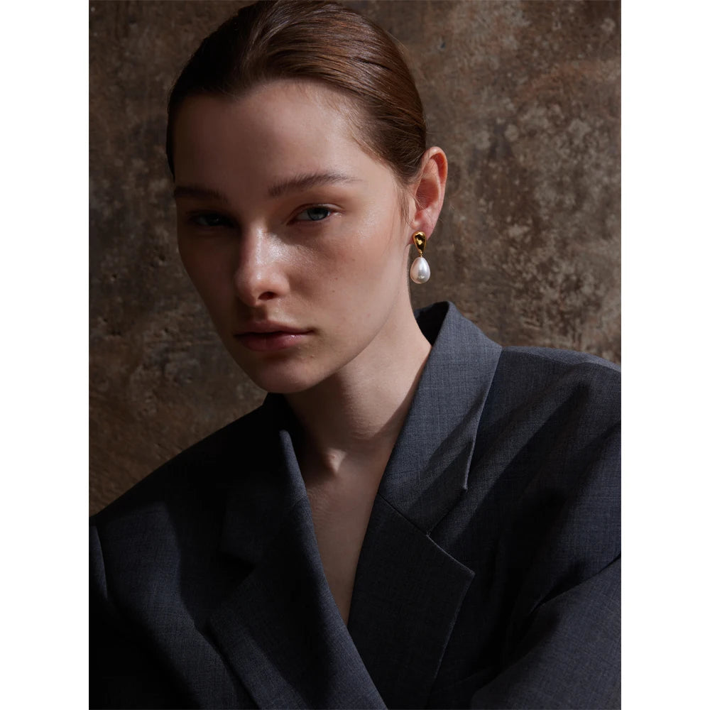 Pearl Drop Earrings | AURIA