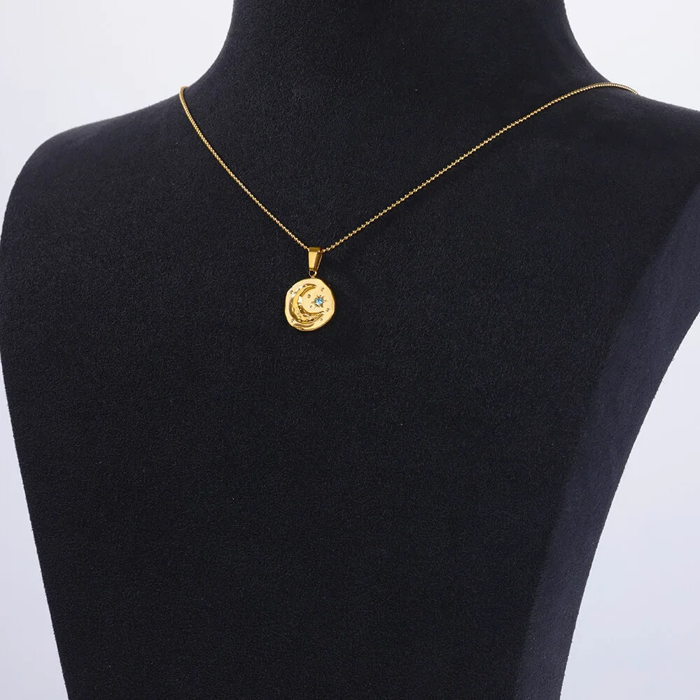 Moon Necklace – Gold  Star Pendant | AURIA
