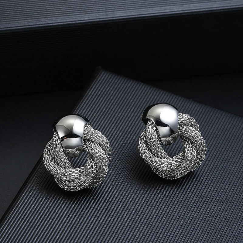 Twisted Hoop Earrings | AURIA