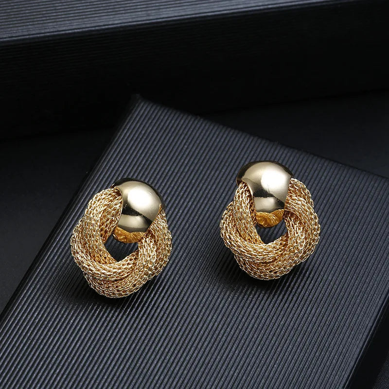 Twisted Hoop Earrings | AURIA