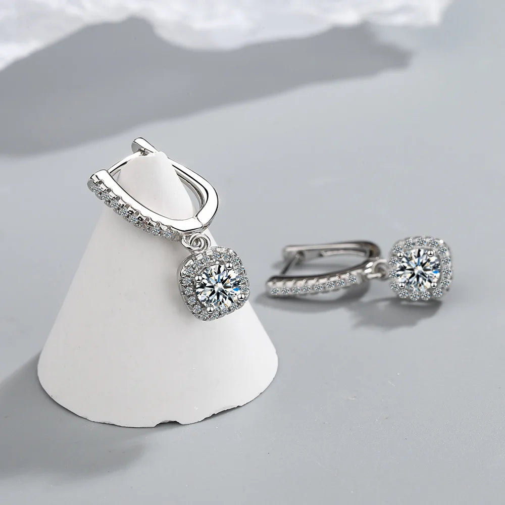 Huggie Earrings – Moissanite | AURIA