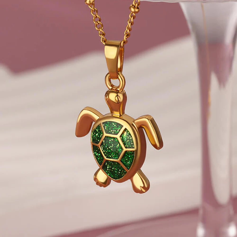 Turtle Necklace – Gold Pendant | AURIA