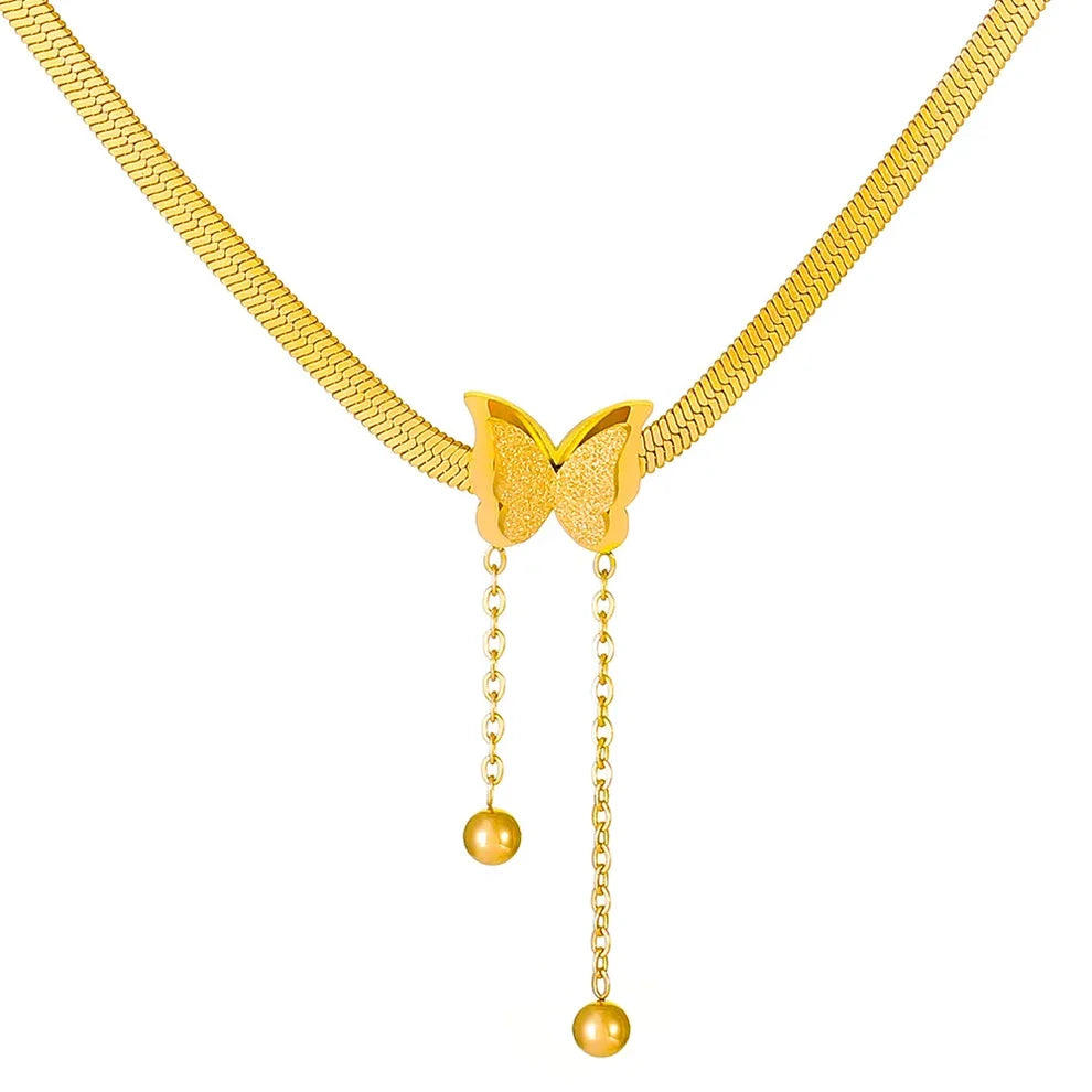 Butterfly Necklace – Gold Pendant | AURIA